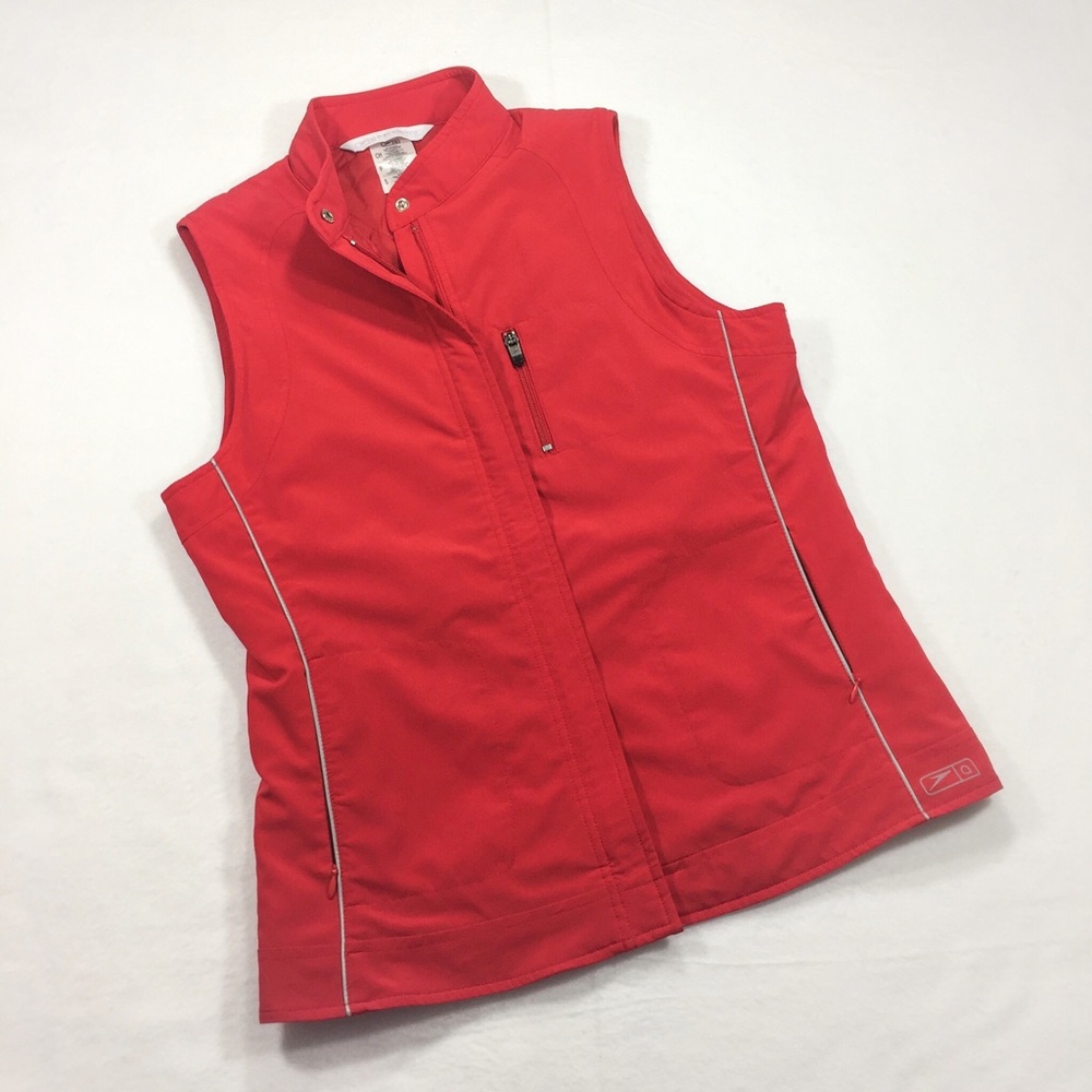 Red Sport Vest Axcelerate by Speedo w/ Zip Pockets